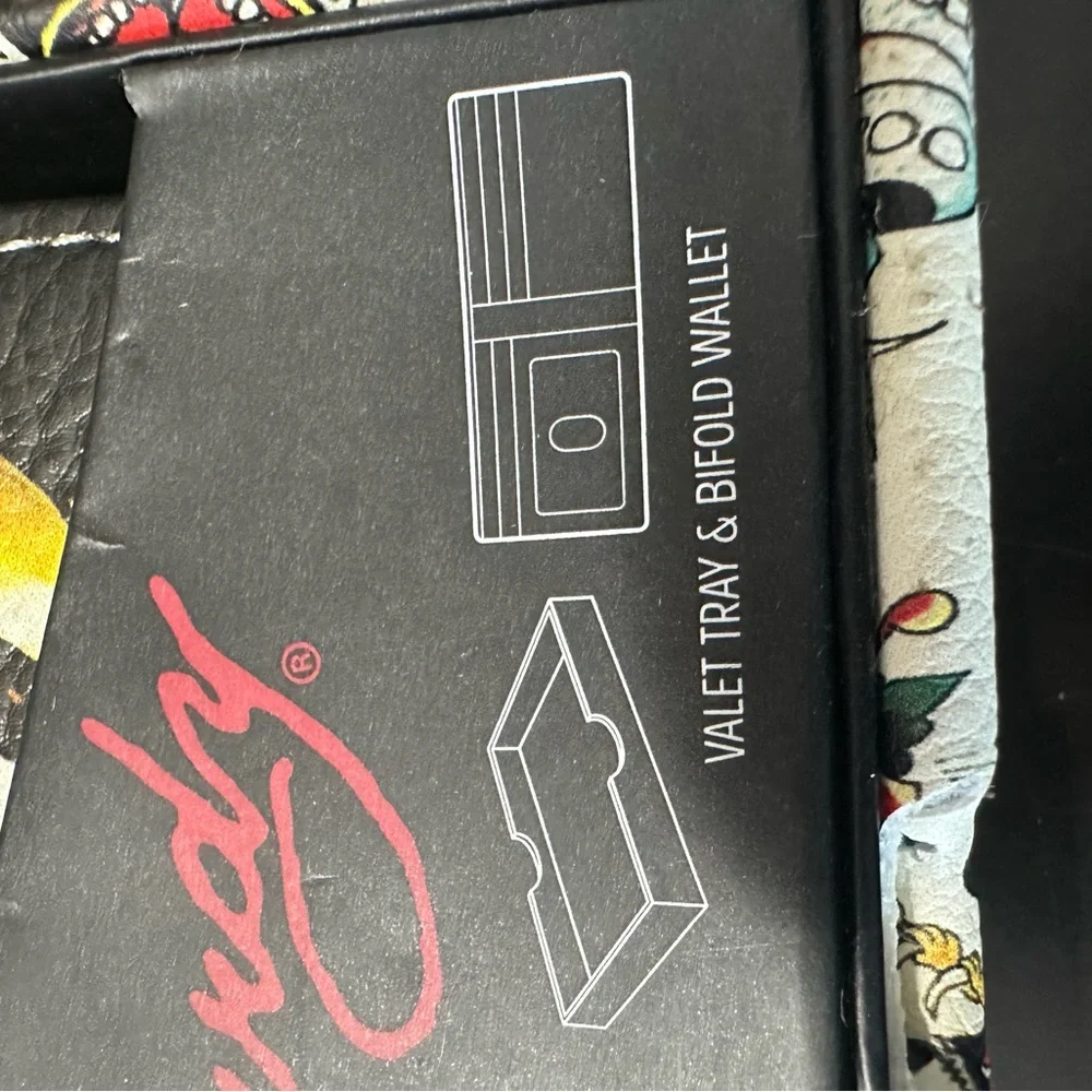 🆕Ed Hardy Bifold Wallet & Valet Tray